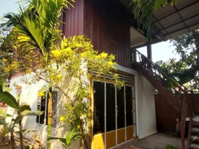 Roza Guest House